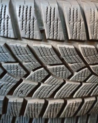 Gomme 205/55/17 95 V Invernali.