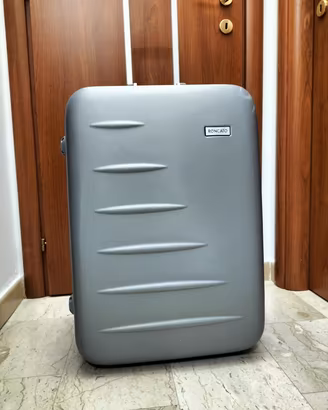 valigia Roncato 65x45x30 robusta capiente euro 40 