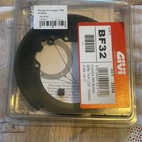 Flangia borsa Givi Kawasaki Z1000 14/17