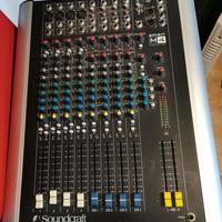 Mixer Soundcraft Spirit M4 Digital Out