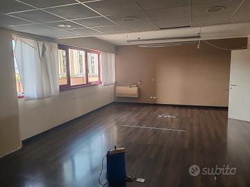 POMEZIA (RM) Via dei Castelli Romani Ufficio A/10