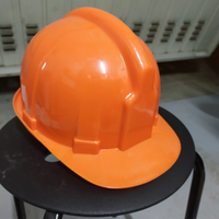Casco lavoro e scarpe antinfortunistica beta