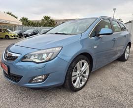 Opel ASTRA 1.4 Turbo 140CV Sports Tourer Cosmo RES