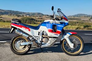 HONDA AFRICA TWIN 650