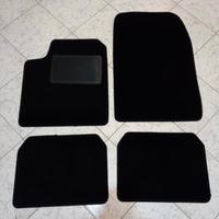 Tappetini Auto universali in moquette con battitac