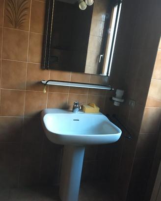 ARREDO BAGNO COMPLETO