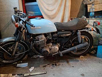 Honda cb 750 four