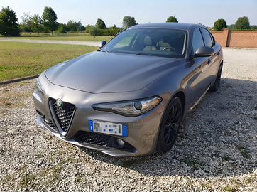 Giulia 2.2 180cv 134.000 km