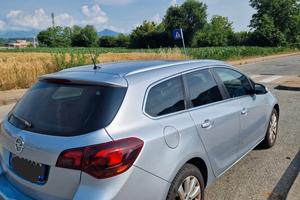 opel astra sport tourer 