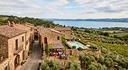 antico-borgo-con-ristorante-e-struttura-ricettiva