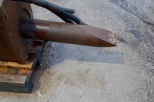 Rscavatore CAT 235d