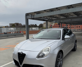 Alfa Romeo Giulietta 1.6 JTDm-2 Distinctive