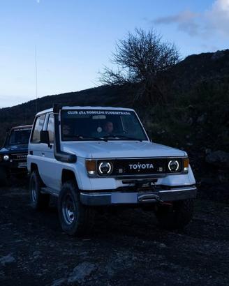 toyota land cruiser lj70 