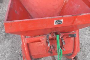 Spandiconcime Angeloni 3q