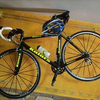 bici da corsa in carbonio 