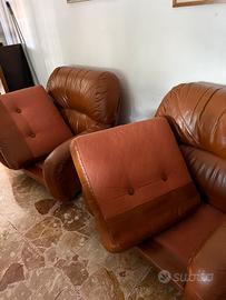 Poltrone in pelle senza segni di usura
