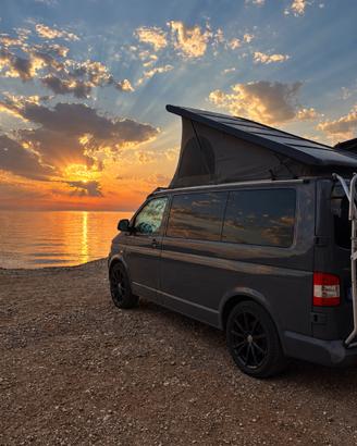 Volkswagen T5 tipo California