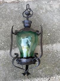 Lampadario in ferro battuto e vetro verde vintage