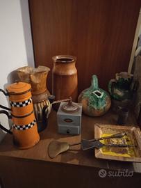 Lotto oggetti antichi cucina e ceramiche rustiche