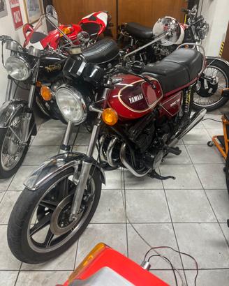 Yamaha XS 750