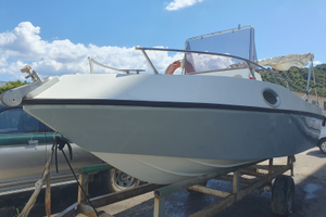 Barca cabinata walk around sea leader leblon 200