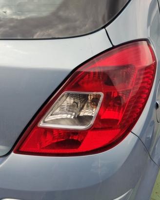 Fanale posteriore destro OPEL CORSA D del 2008