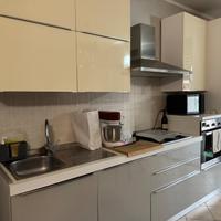 Cucina con elettrodomestici marca BEKO