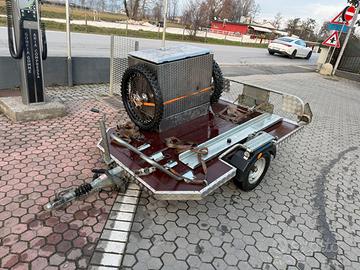 Carrello portamoto/attrezzature sportive