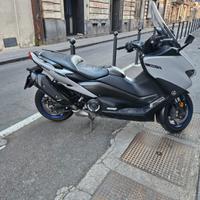 Tmax 560