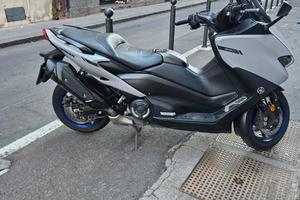 Tmax 560