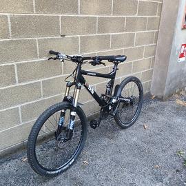 Commencal meta 5.5 2010 versione rara "Team"