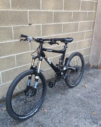 Commencal meta 5.5 2010 versione rara "Team"