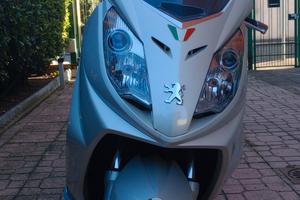 Scooter Peugeot Satelis 400