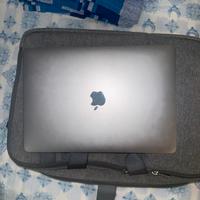 Macbook air 13”