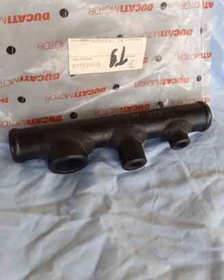 Tubo distributore acqua motore Ducati 907 i.e.
