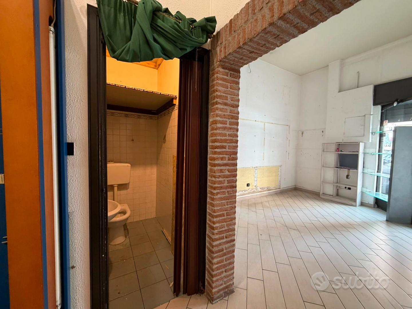 Locale commerciale 45 mq+ soppalco Corso San Vito - Vista 4