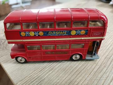 Routemaster della Corgi Toys
