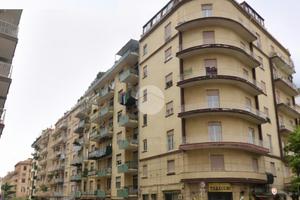 3 LOCALI A PALERMO