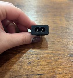 80xConnettori alimentazione IEC 320 C8 nuovo