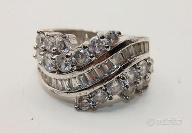 Splendido anello Vintage argento pietre CZ