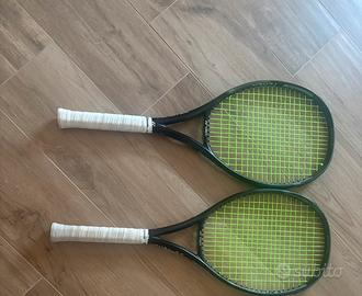 Due Racchette Yonex Ezone 100L