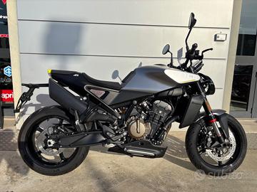 Husqvarna Svartpilen 801