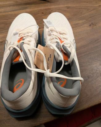 Asics Novablast 4 taglia 43,5