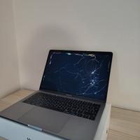 MacBook Pro 13 con schermo rotto