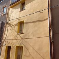 Montresta - casa su tre livelli da ristrutturare