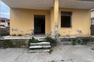 Rif.409 fronte villaggio coppola complesso immobil