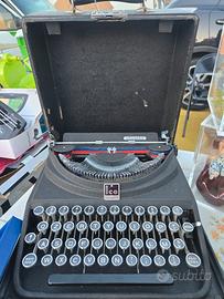 Macchina da scrivere