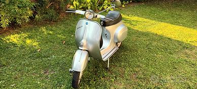 Vespa 50 R Faro tondo Epoca anno 1970