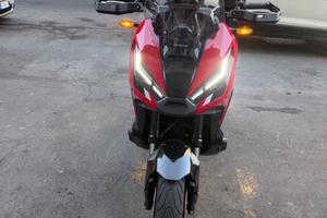 Xadv750