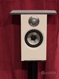 Bowers & Wilkins 607s2